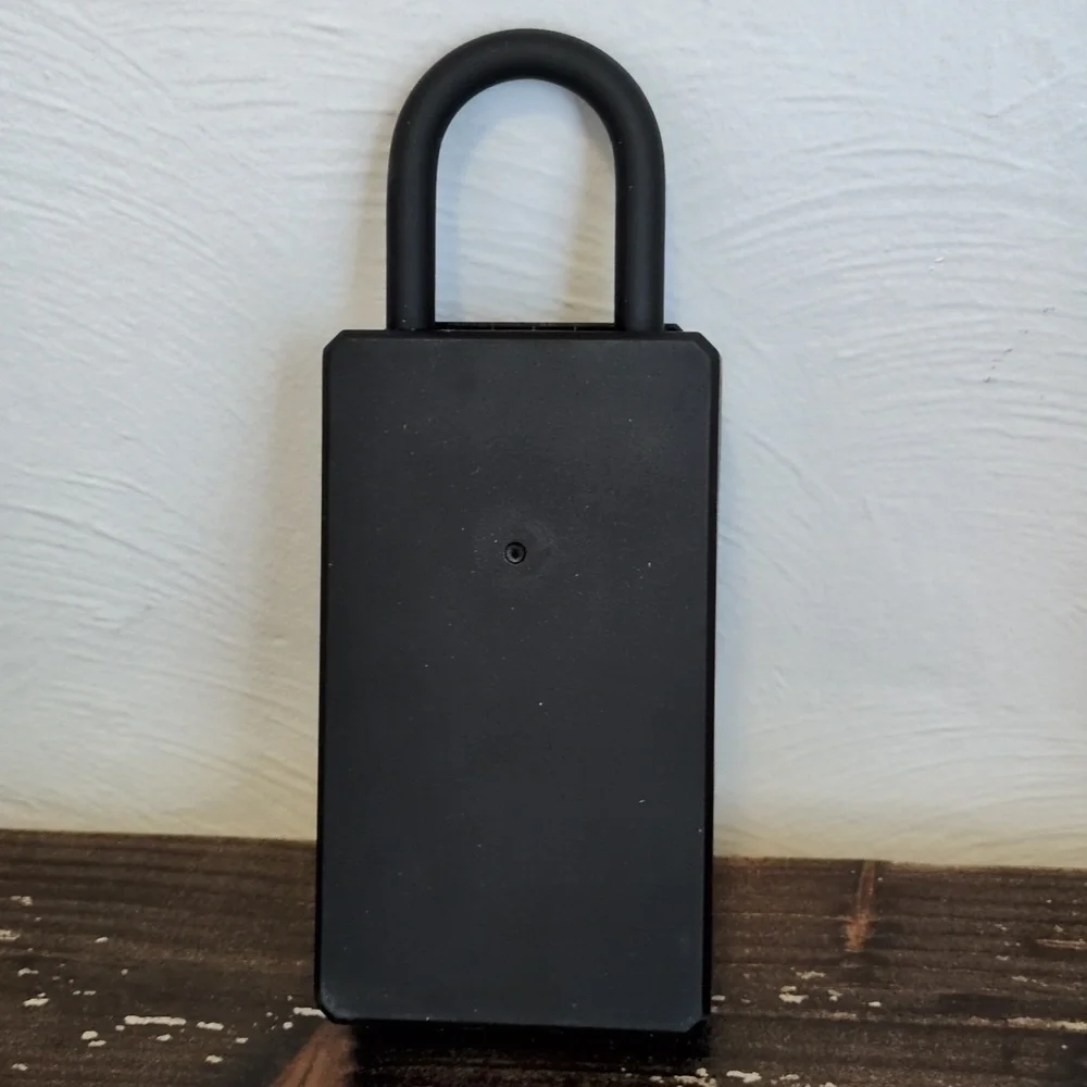 Master Lock Key Lock Box - Picture 3 of 7